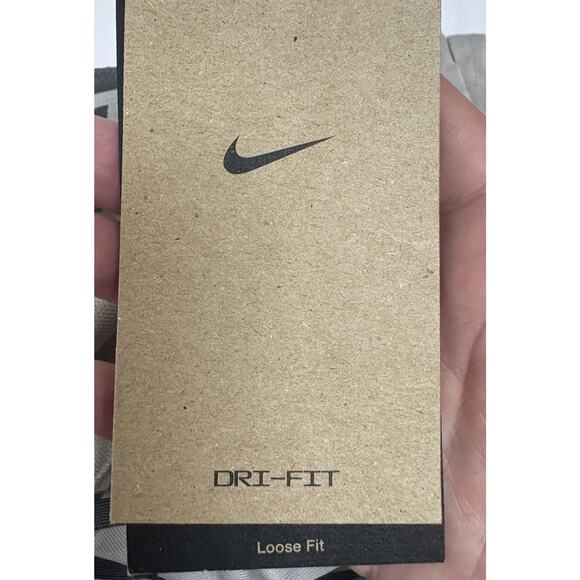 Nike Dri-FIT Women's Training Shorts XXL Gray Loose Fit 5" Inseam NWT - Picture 5 of 7